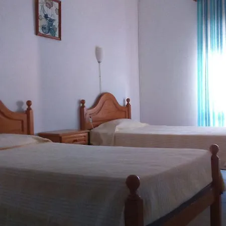 Pensao Promar Guest house *